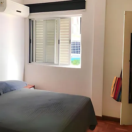 Ap recém reformado enseada 3 banheiros e 2 quartos-2