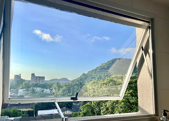 Apartamento Encantador Na Praia Do Tombo Guarujá