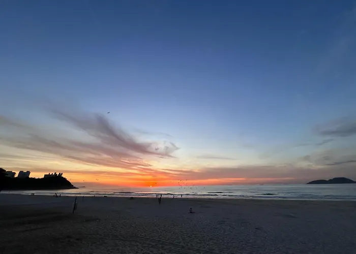 Apartamento Encantador Na Praia Do Tombo Guarujá